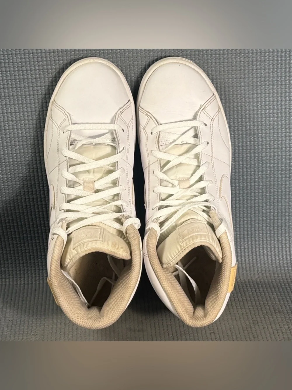 Nike Court Royale 2 Mid Triple White Women's Shoes CT1725-100 Size 8.5‎